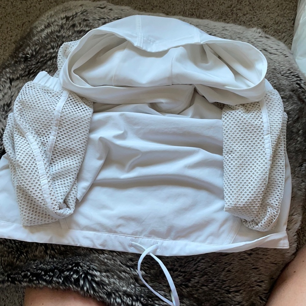 Lululemon mesh net sleeve hoodie pullover